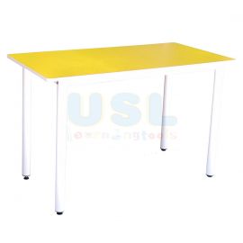 4' Rectangular Table (H: 76cm)