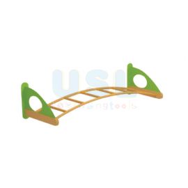 Arch Shape Wall Monkey Bar