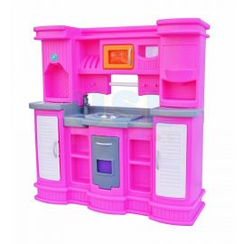 Deluxe Kitchen 